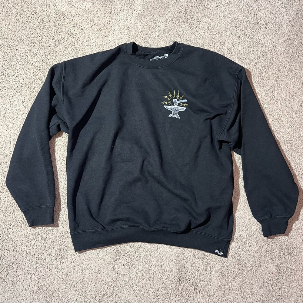 Go fast don’t die graphic crewneck